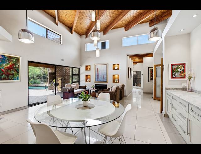 5 BEDROOM HOUSE FOR SALE IN BRYANSTON